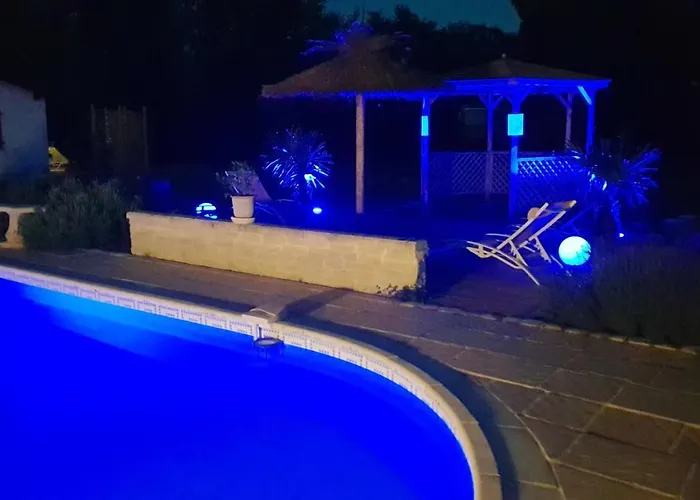 Maison Confortable + Piscine